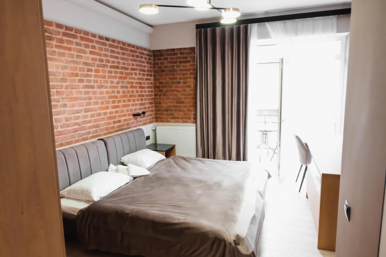 Miracle Place Hotel